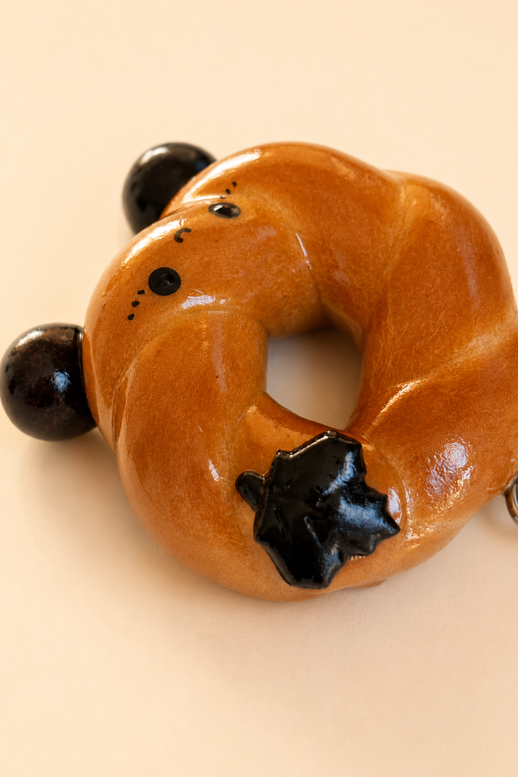 Doubie — Signature Maple Leaf Bread Bag Charm & Magnet